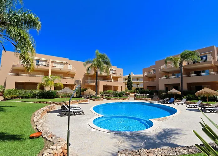 Coastal Greens By Seareen Апартаменты Картейра